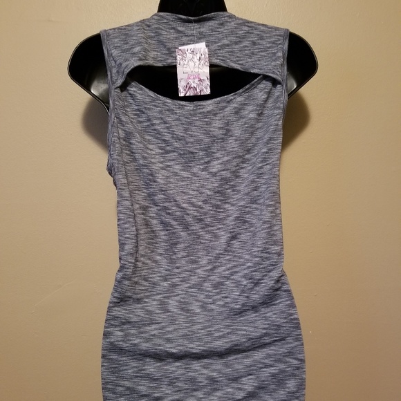 Workout Tank - Picture 2 of 4